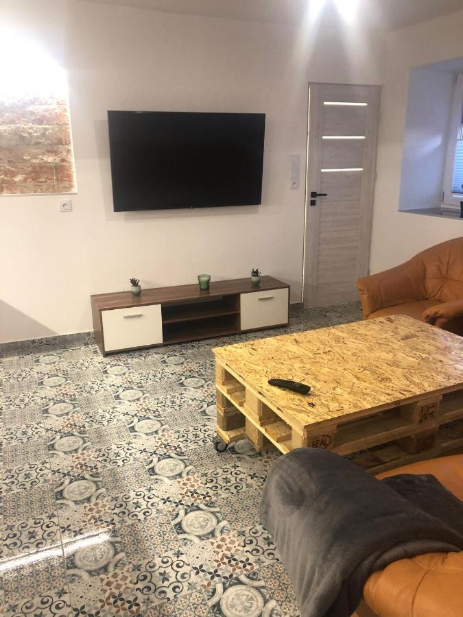Apartmán Blisko Teatru 2 Wałbrzych Exteriér fotografie